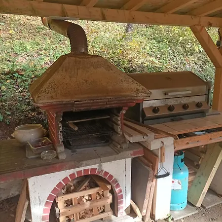 - Leginashytta Mostenica