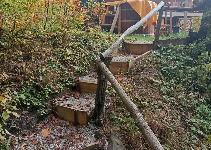 - Leginashytta * Mostenica